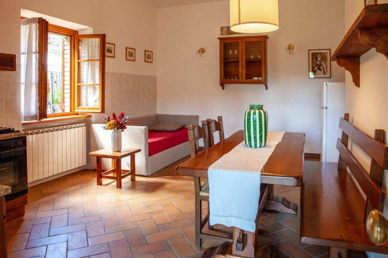 Buccia Nera Villa Chiassa Superiore Buitenkant foto